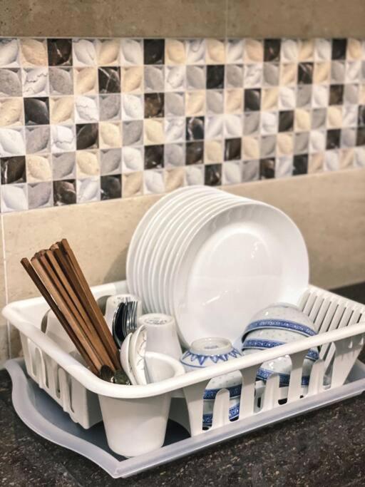 Queen Room Semi Attached Bathroom Bukit Mertajam Alma Impian المظهر الخارجي الصورة